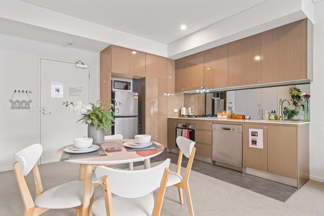 Spacious1 Br@Waterfront Olympic Park_Free Carpark Sydney Eksteriør billede